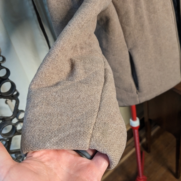 Woolrich tan quilted wool bomber jacket Medium - Picture 5 of 10